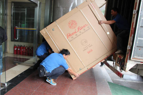 双台子钢琴贵重工艺品无忧运
